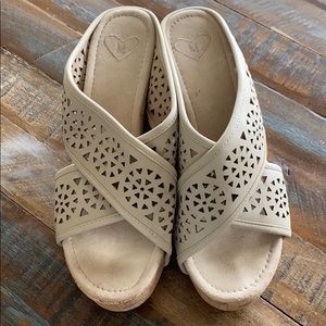 Madeline wedge Sandel